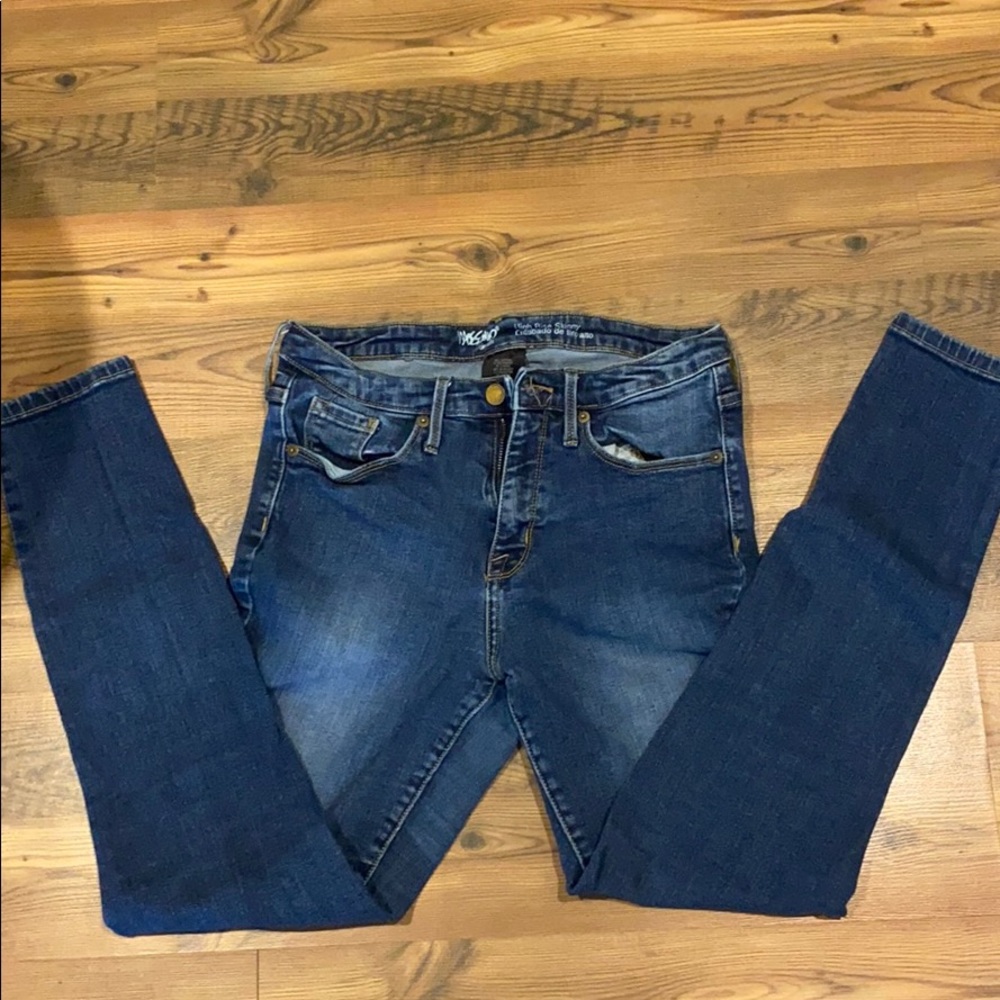 Mossimo Supplu Co - High Rise Skinny Jeans - 10 S